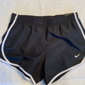 Nike girls black shorts